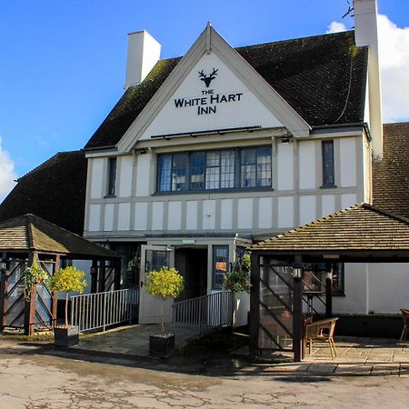 Отель The White Hart Суиндон Экстерьер фото